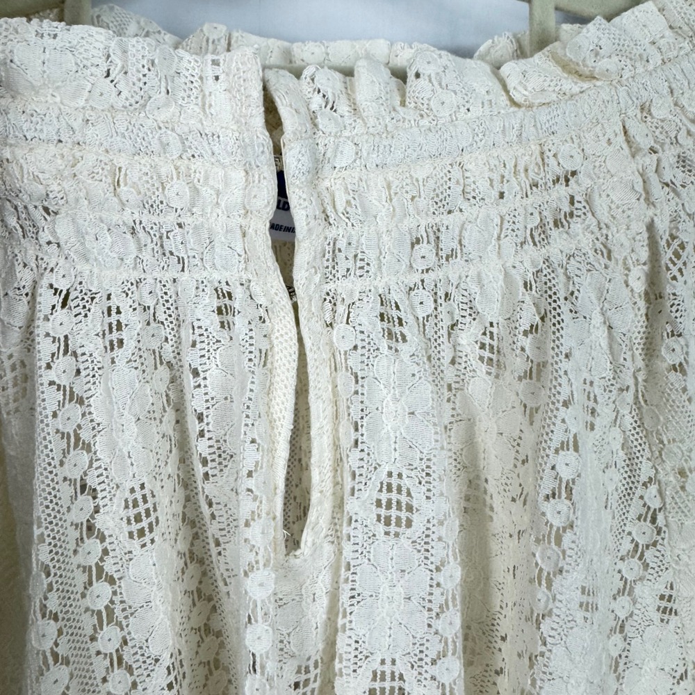 Old Navy Women Creme Lace Smocked Mock Neck Keyhole Long Sleeve NWT Blouse Sz M - Picture 10 of 14